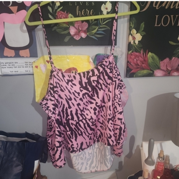 Nwot Asos Curve 18 satin animal print COWL NECK cami - Picture 5 of 5
